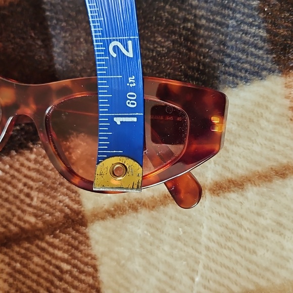 Salvatore Ferragamo Sunglasses - Picture 11 of 11